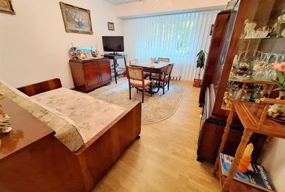 Apartament 2 camere decomandat , zona Central