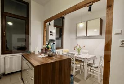 Apartament cu 3 camere semidecomandat în Central - 9