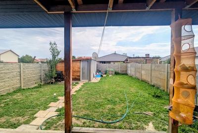 Duplex 3 camere 2 bai + casa in curte cu  1 camera 1 baie - 4