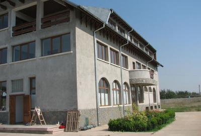 Casă cu 15 camere cu Canalizare în Nord - 18