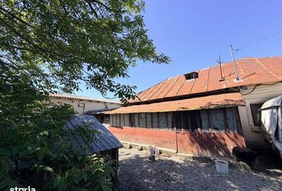 Casă cu 4 camere în Preajba