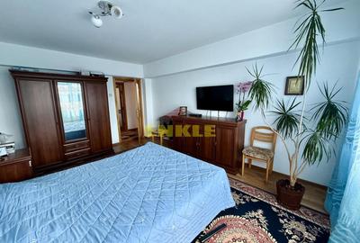 Apartament cu 3 camere decomandat în Central - 2