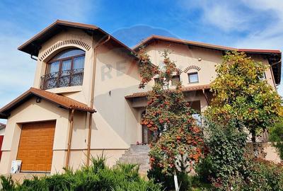 Casa / Vila de lux cu 6 camere de vanzare in Scheia, Suceava - 2