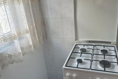 Garsonieră decomandată în Central - 8