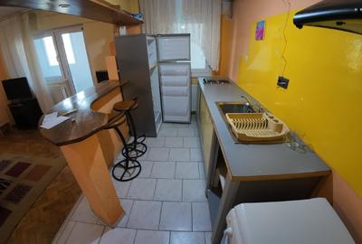 Apartament cu 2 camere decomandat în Lipovei
