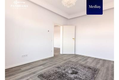 Apartament cu 3 camere decomandat în Central - 13