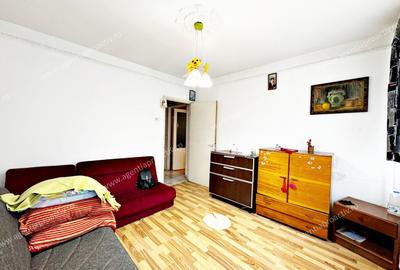 Apartament cu 2 camere, situat in Micro 16, la parter! - 3