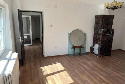 RACARI - Ghergani - casa + teren arabil de vanzare - 5