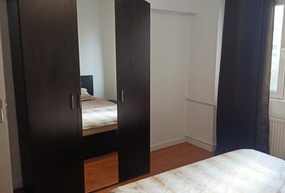 Ofer spre închiriere un apartament generos cu 3 camere, decomandat RENOVAT Ofer spre închiriere un apartament generos cu 3 camere, decomandat RENOVAT - 12