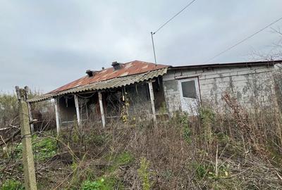 Teren de 1565 mp, în Partizani - 1