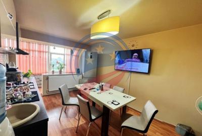 Apartament cu 3 camere decomandat în Valea Rosie - 2