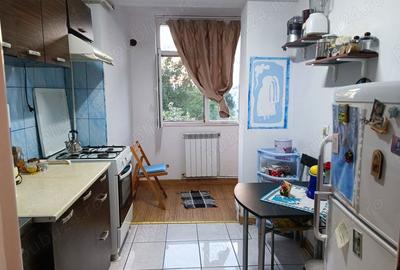 Apartament cu 2 camere semidecomandat în Țiglina 3
