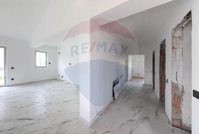 Casa verde, P+M, teren 486 mp, panouri solare - PROSUMATOR, Sanpetru! - 2