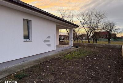 Casă cu 4 camere cu Teren 544 Mp în Oșorhei - 6