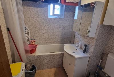 Apartament cu 4 camere decomandat în ICIL - 8