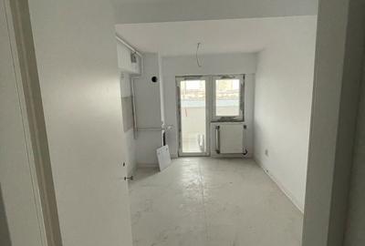 Apartament cu 4 camere decomandat în George Enescu - 6