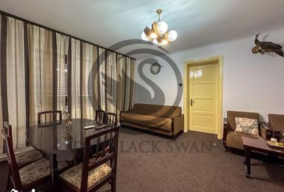 Casă cu 7 camere cu Teren 1436 Mp în Băneasa - 1