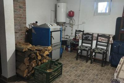 Casă cu 5 camere cu Teren 1000 Mp în Grămești - 4