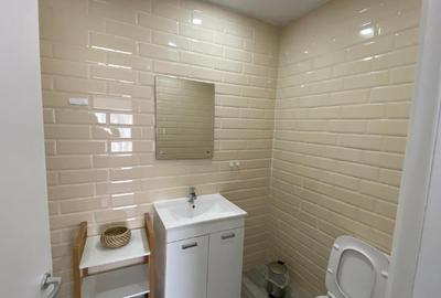 Apartament cu 3 camere semidecomandat, mobilat în Central - 14