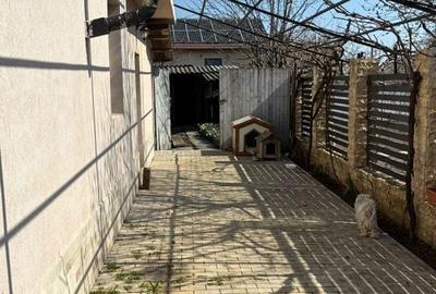 Casă cu 6 camere cu Teren 640 Mp în Somova - 1