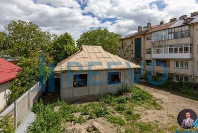 Casa de vanzare, centrala, pe str. Oituz, Bacau - 1