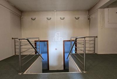 Spațiu comercial, de 1,432 mp, în Central - 7