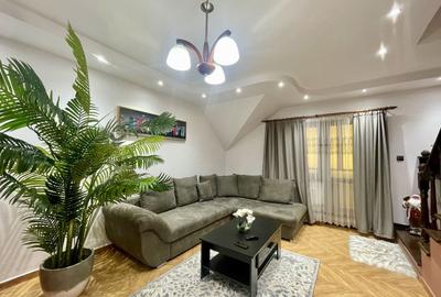 Apartament cu 3 camere semidecomandat în Central