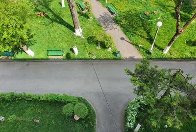 Apartament cu 3 camere semidecomandat, mobilat în Libertății - 8