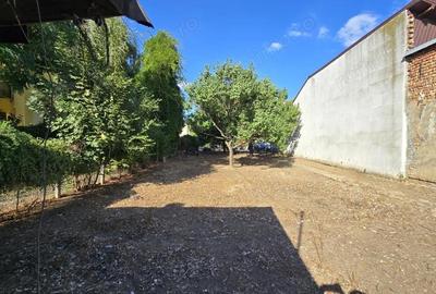 Teren de 717 mp, în Sisești - 2