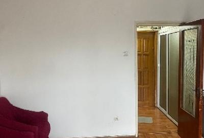 Garsonieră decomandată în Far - 4