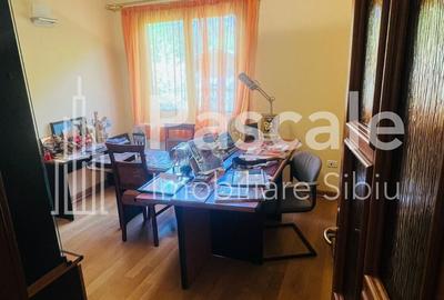 Casă cu 4 camere cu Teren 1468 Mp în Central - 11