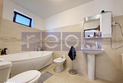 Casă cu 6 camere cu Teren 450 Mp în Dobroești - 3