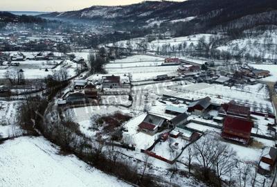 Casă cu Teren 400 Mp în Tutana