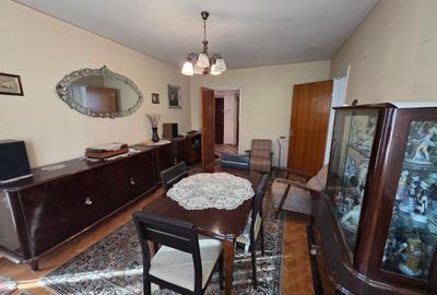 Apartament cu 4 camere semidecomandat în Titan - 9