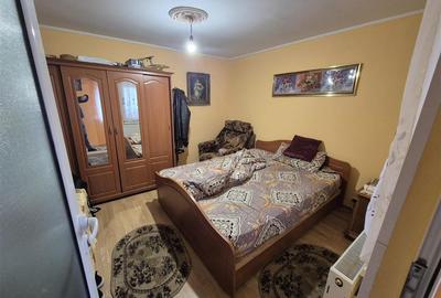 Casă cu 4 camere cu Canalizare în Central - 5