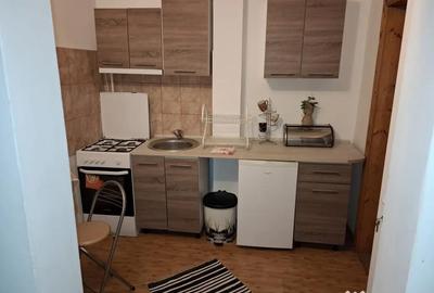 Garsonieră decomandată în Central - 6