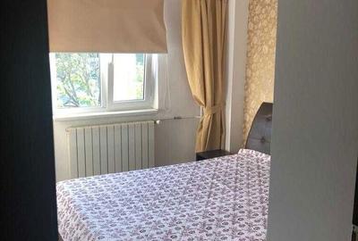 Apartament cu 3 camere decomandat în Complex Studențesc
