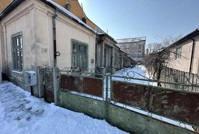 Casa de vanzare Calarasi, strada Grivita Centru vechi Casa de vanzare Calarasi, strada Grivita Centru vechi - 1