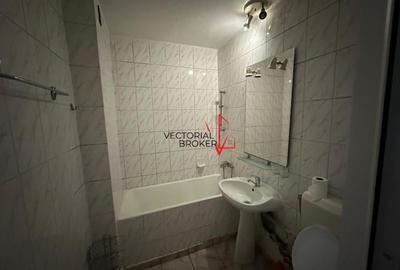 Apartament 2 camere, et.1/4, liber, bloc caramida, Titan Potcoava - 5