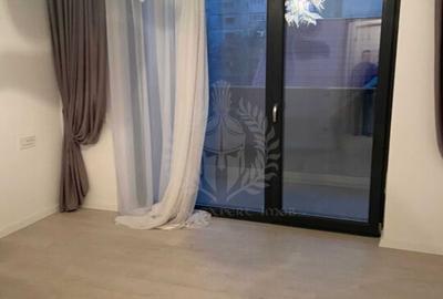 //2 CAMERE//CENTRAL// //2 CAMERE//CENTRAL// - 6