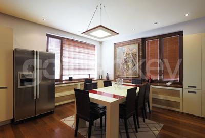 Apartament spatios cu 4 camere - 5