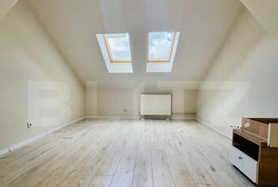 Casă cu 10 camere cu Teren 411 Mp în Lunei - 2