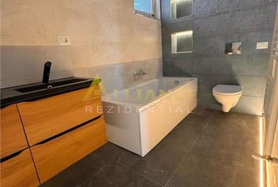 Casă cu 4 camere cu Canalizare în Central - 13