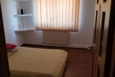 Proprietar!Vand Apartament cu 3 camere decomandat! - 9