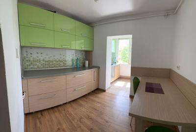 Apartament cu 3 camere decomandat în Lipovei - 4