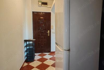 Apartament 2 camere Nord-Negru Voda, etaj 3, balcon, centrala, renovat - 6