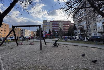 Apartament cu 3 camere decomandat, mobilat în Răcădău - 2