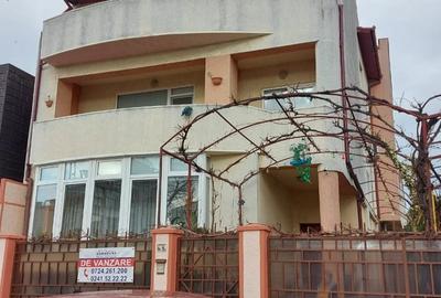 Exclusivitate!Vila si casa alaturate-580.000 euro si 280.000 euro (E2) - 4