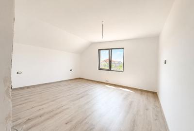Casă individuală cu 7 camere cu Canalizare în Lumina - 8