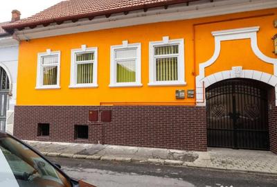 Spațiu comercial, de 155 mp, în Central - 1